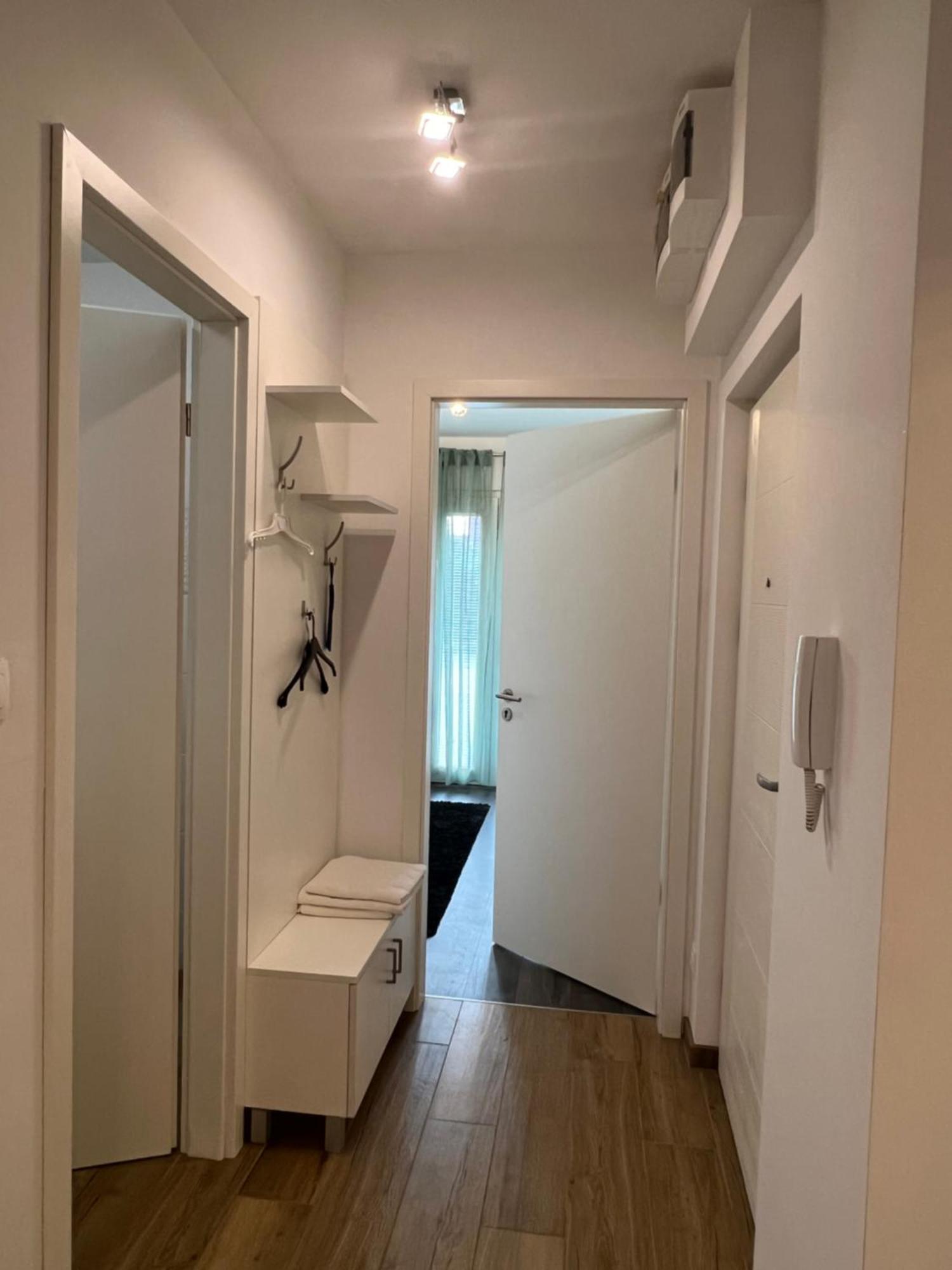 Modern Apartman แซแก็ด ภายนอก รูปภาพ